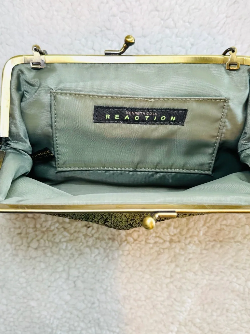 Kenneth Cole Reaction Clutch Chain Gliltter Gold Sparkly Glam Bling Small 9x5